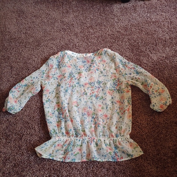 Ana petites semi sheer neutral peplum top - Picture 3 of 3